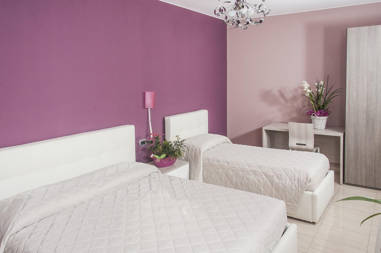 Bed and Breakfast La Tarantola Вермеззо Экстерьер фото