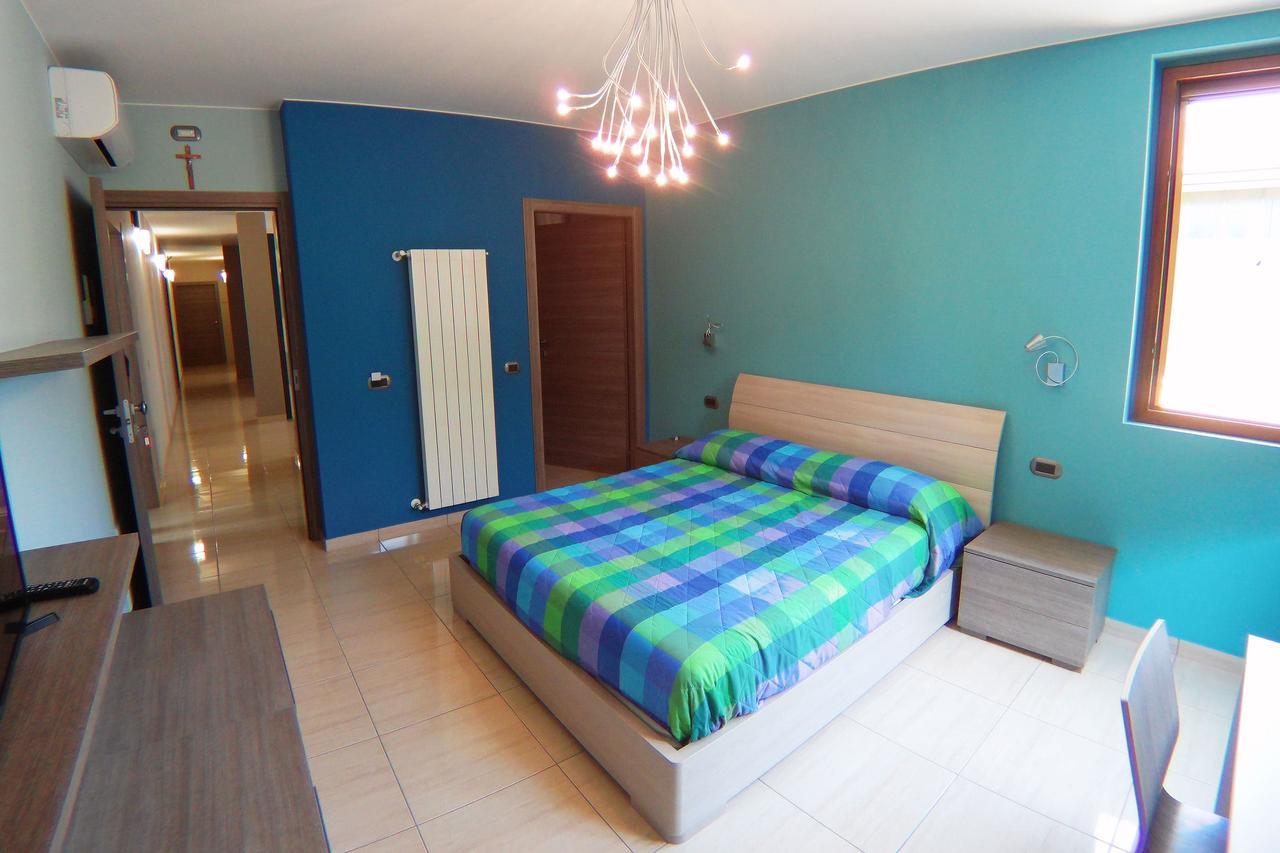 Bed and Breakfast La Tarantola Вермеззо Экстерьер фото